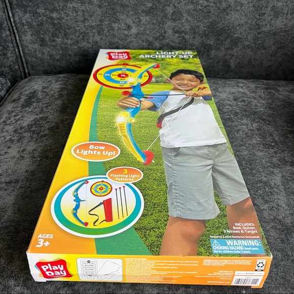 NIB Light-Up Archery Toy - Picture 3 of 6